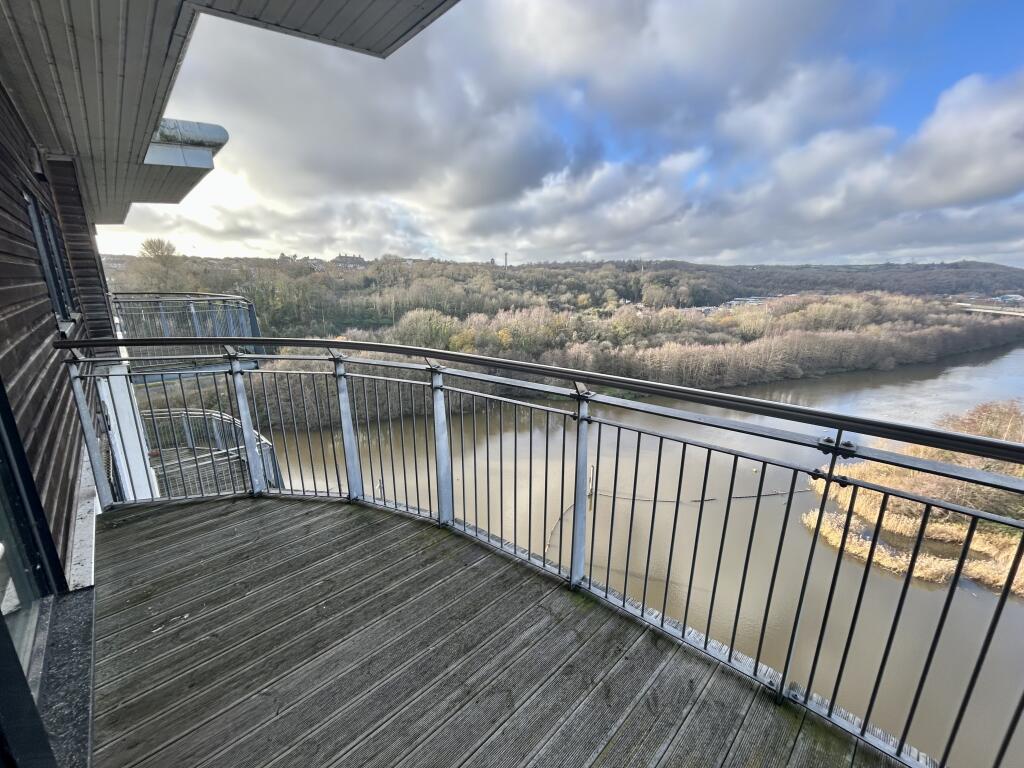 Main image of property: Roma, Victoria Wharf