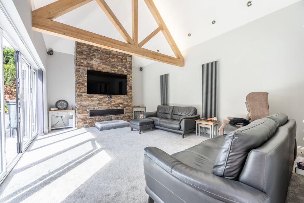 House in Southampton - View 2