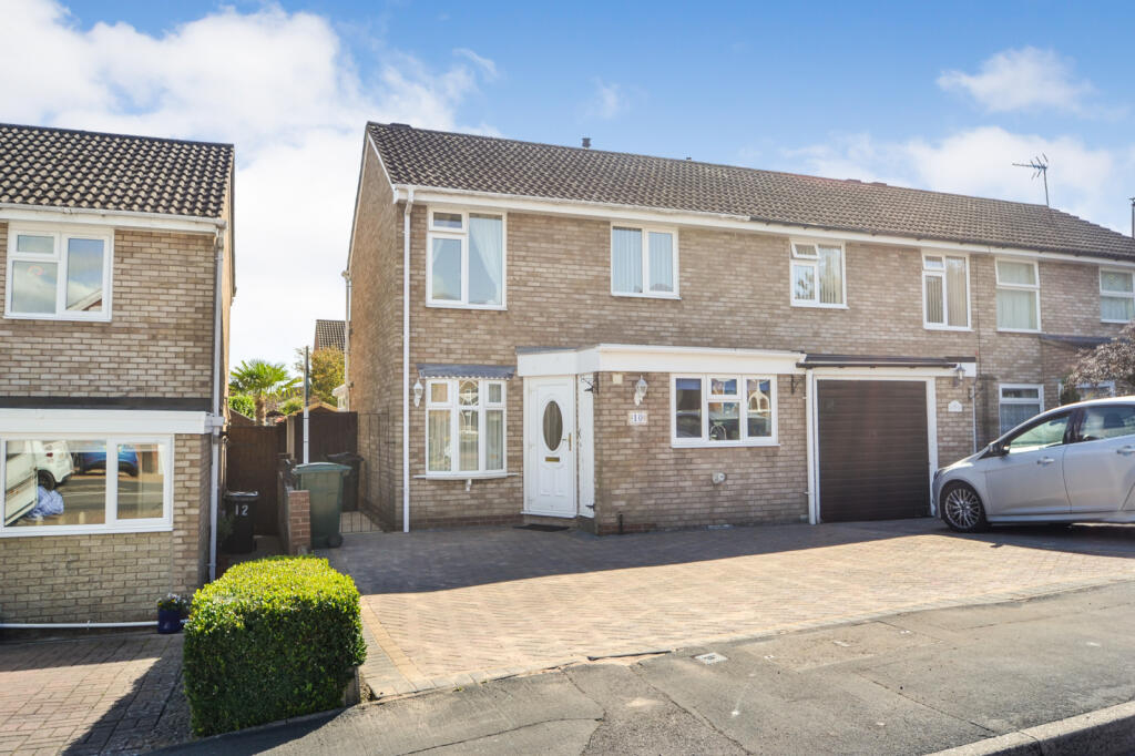 3-bed terraced on 10 Ashmore Crescent, TF12, £199,950