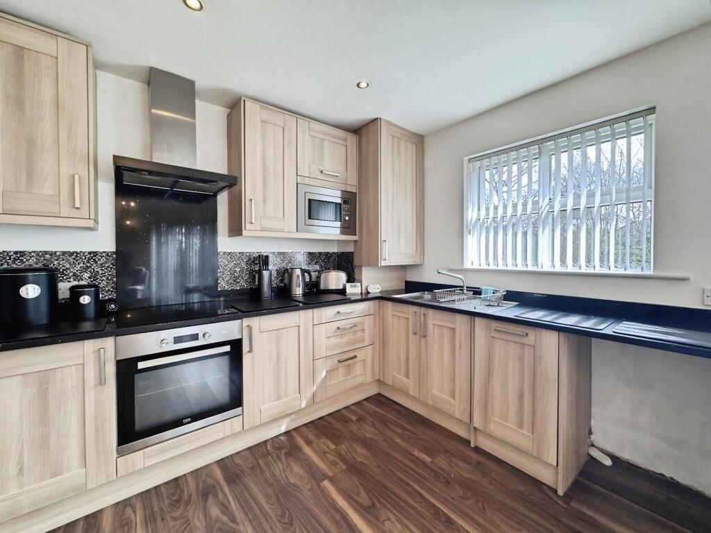 Additional image 2 of Fearnley Croft, Gomersal, BD19