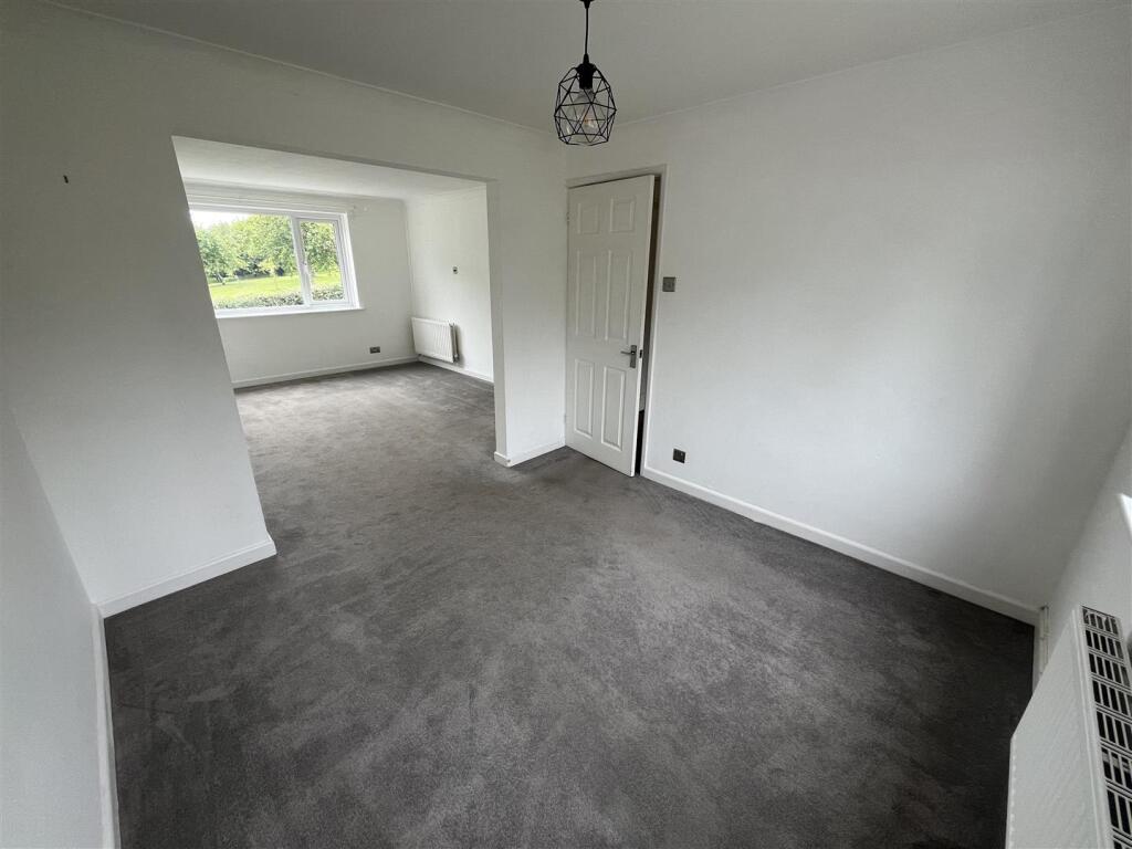 House in Taunton - View 4
