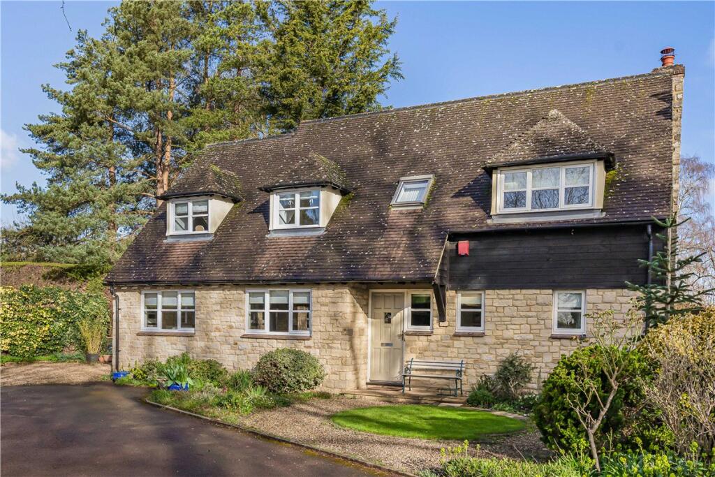 Main image of property: Appleton Road, Cumnor, Oxford, Oxfordshire, OX2