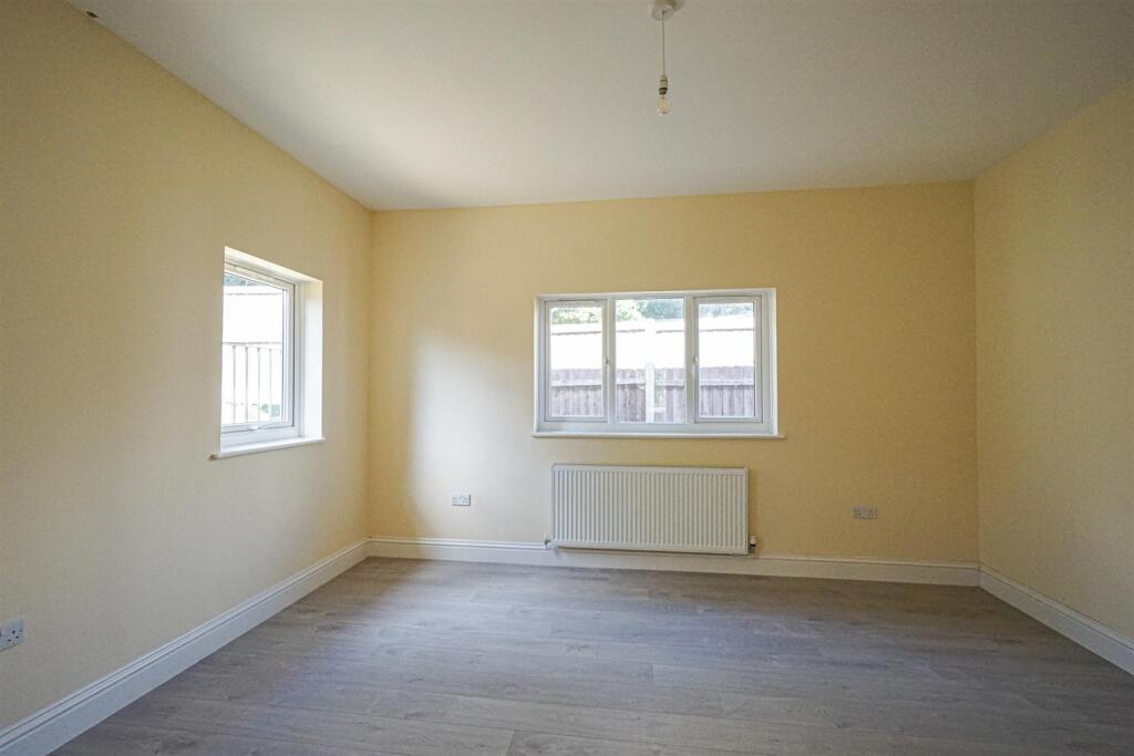 Apartment in Tonbridge - View 5