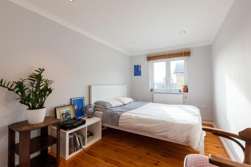 Apartment in London - View 4