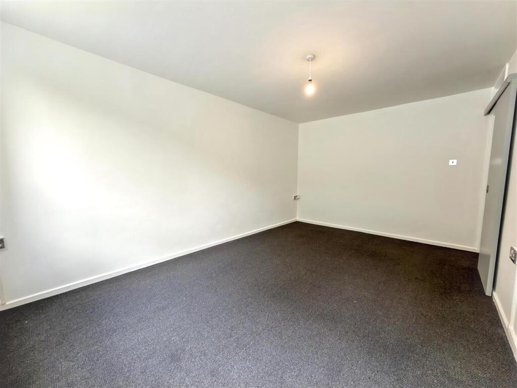Apartment in London, Stratford New Town, Maryland - View 3