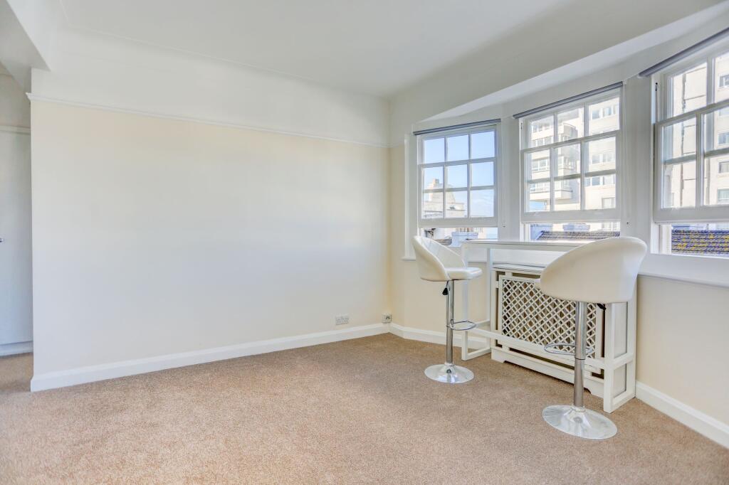 Apartment in Brighton - View 2