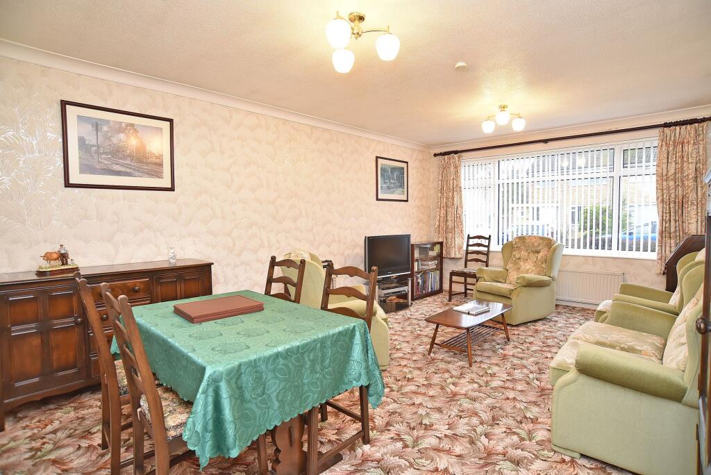 Wayside Walk, Harrogate, HG2 photo 3