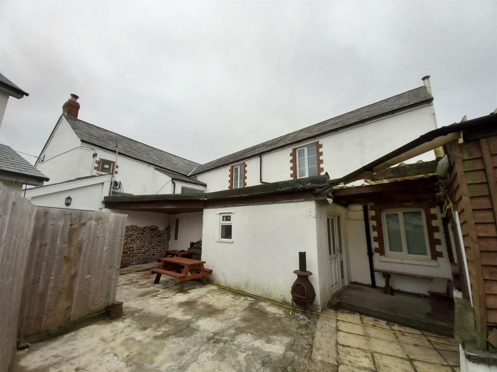 20a Fore Street photo 2