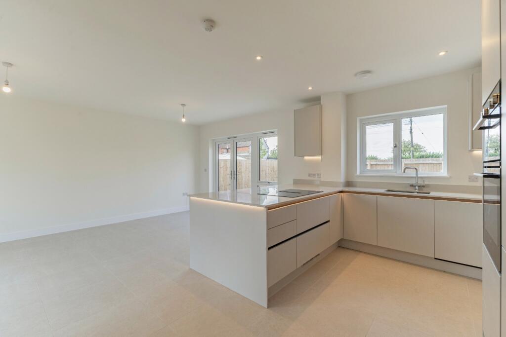 House in Bath - View 3