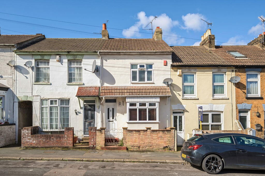 Main image of property: SALE AGREED BY KAYLEIGH STEVENS