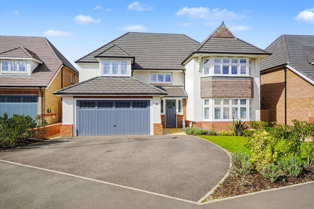 4-bed detached on Morello Way , Lower Stondon, Hitchin, SG5, £850,000