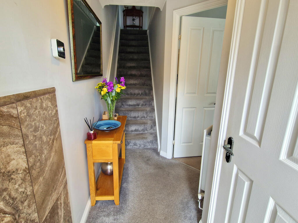 House in Cardiff, Pyle - View 4