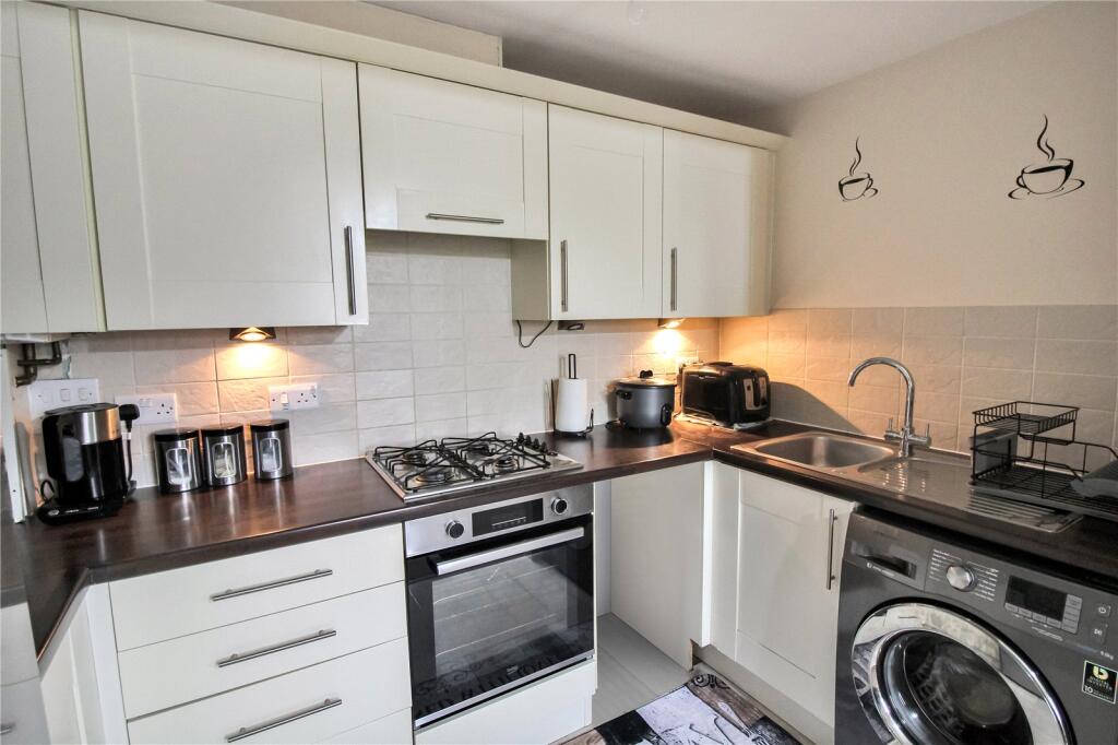 Apartment in Swindon - View 4
