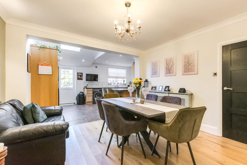 House in Sidcup, Halfway Street, Longlands - View 4