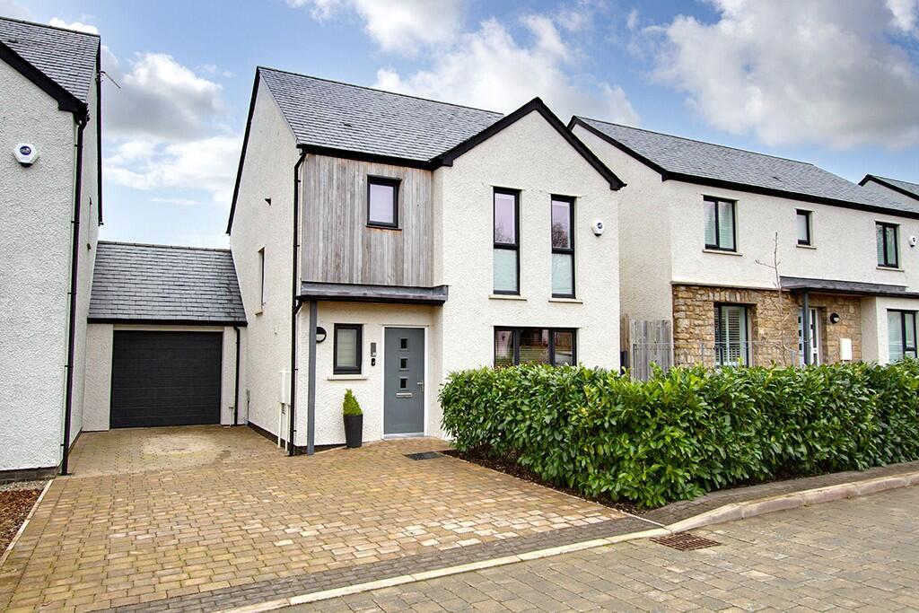 Main image of property: 58 OAKFIELD PARK, KIRKBY LONSDALE, LA6 2FQ