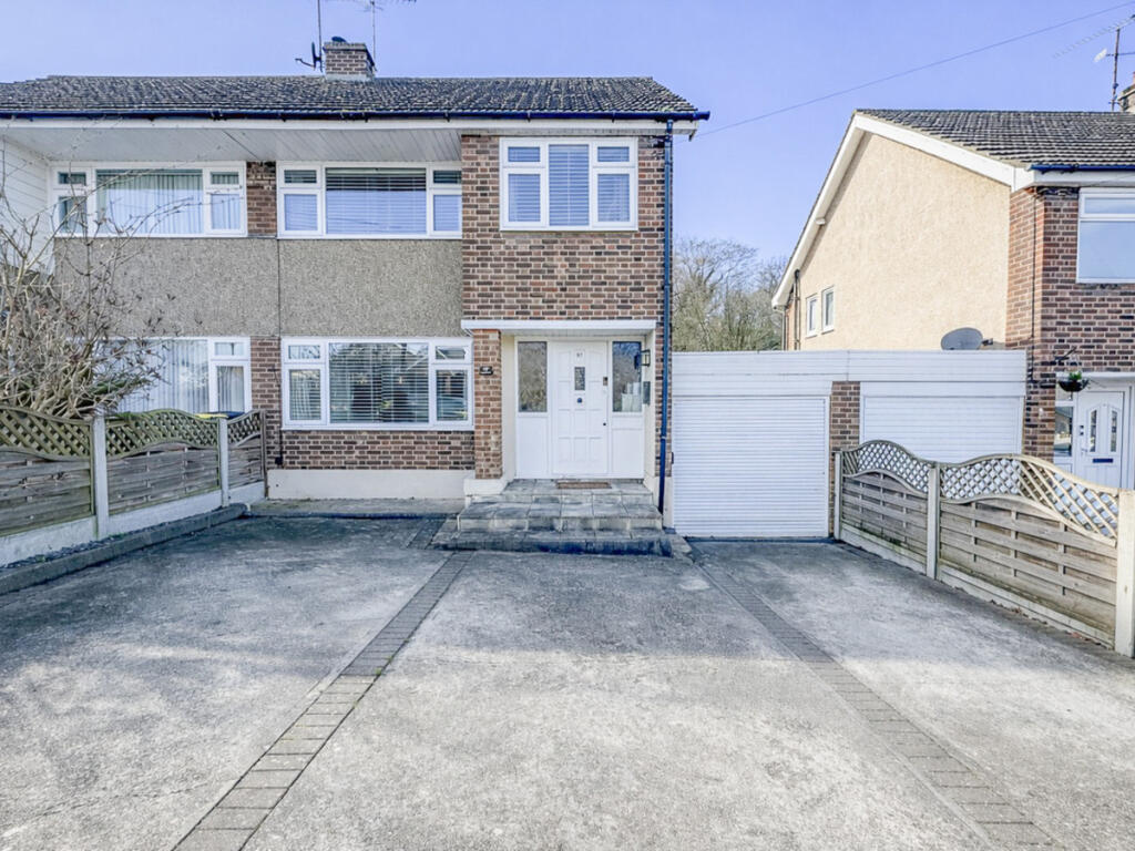 Main image of property: Marylands Avenue, Hockley, SS5 5