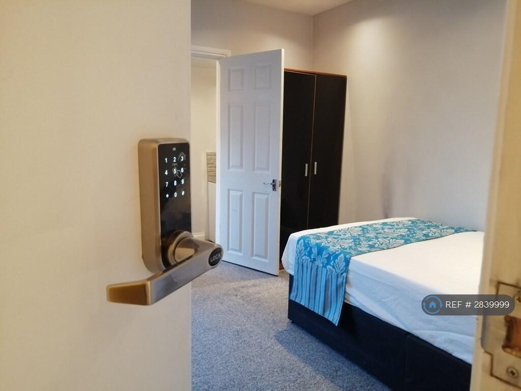 Main image of property: Hatfield Road, Watford, WD24