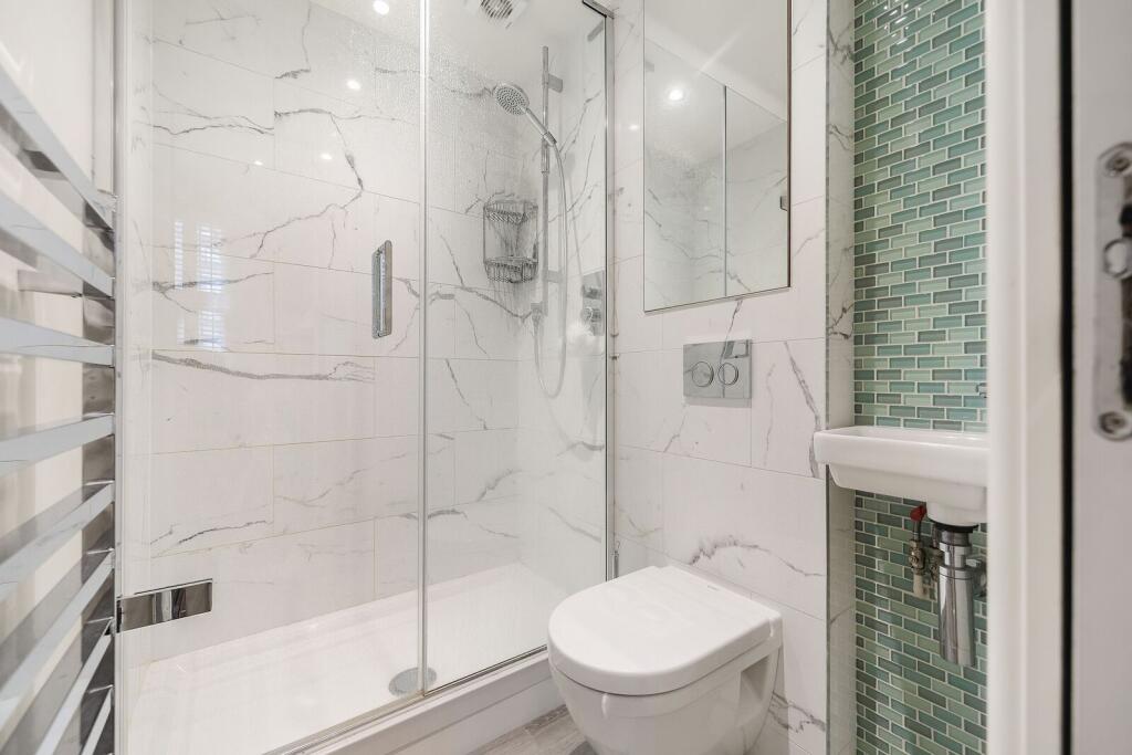 Apartment in London - More