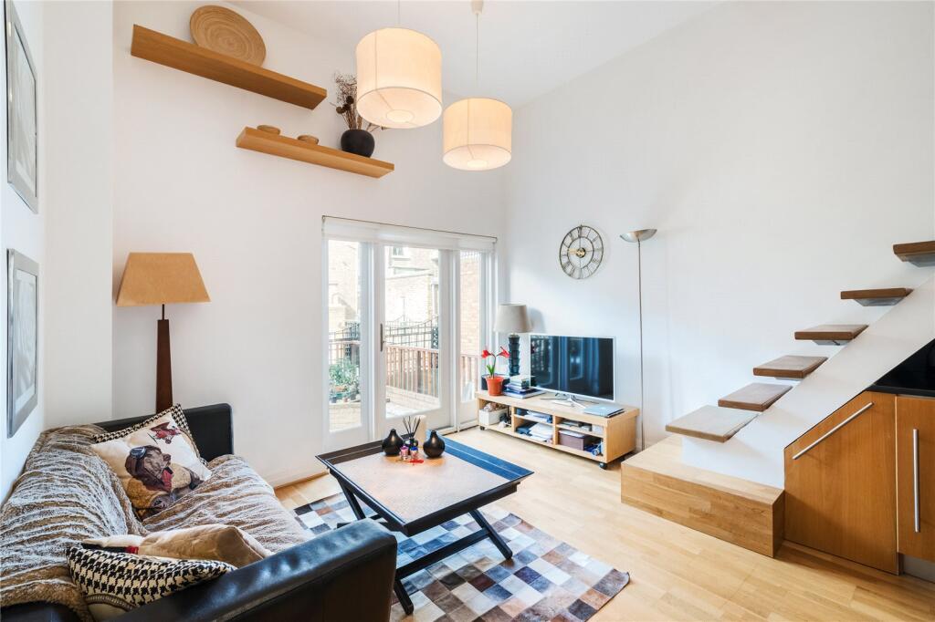 Main image of property: Chase Court, 28-29 Beaufort Gardens, Knightsbridge, London, SW3