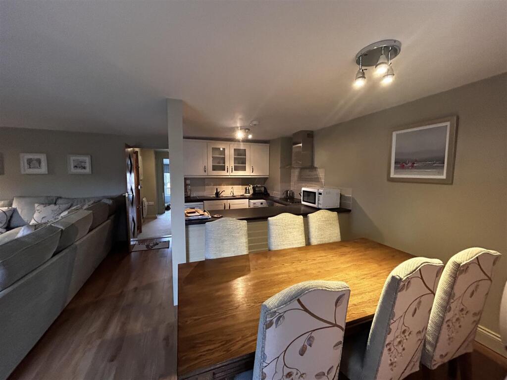 Cumberland Close, Southwold photo 3