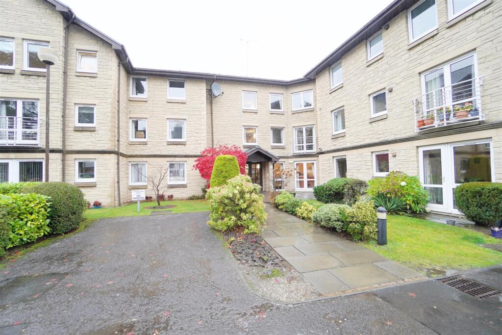 Main image of property: Main Street, Milngavie, Glasgow