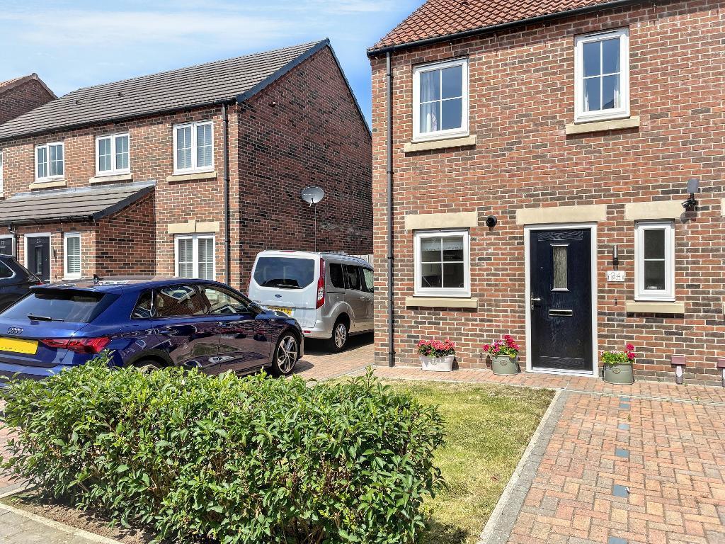 House in Hull - View 4