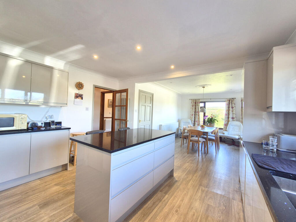 Tolponds Road, Porthleven, Cornwall photo 4