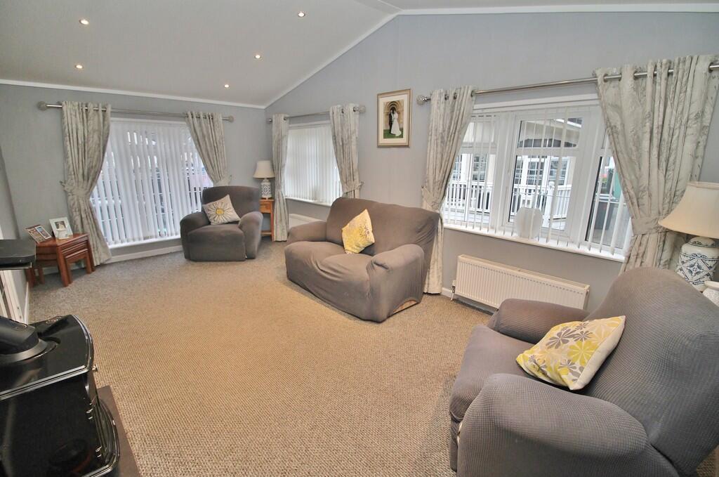 House in East Hampshire, Whitehill - View 4
