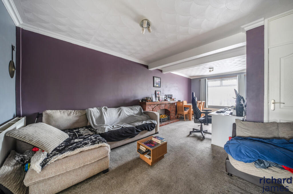 Buller Street, Gorse Hill, Swindon, SN2 photo 2