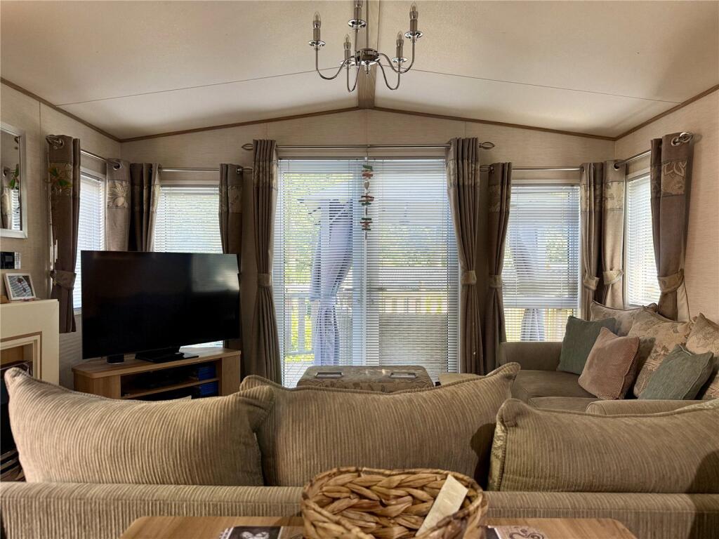 Lodge 353 Lowther Holiday Park, Eamont Bridge, Penrith, Cumbria photo 4