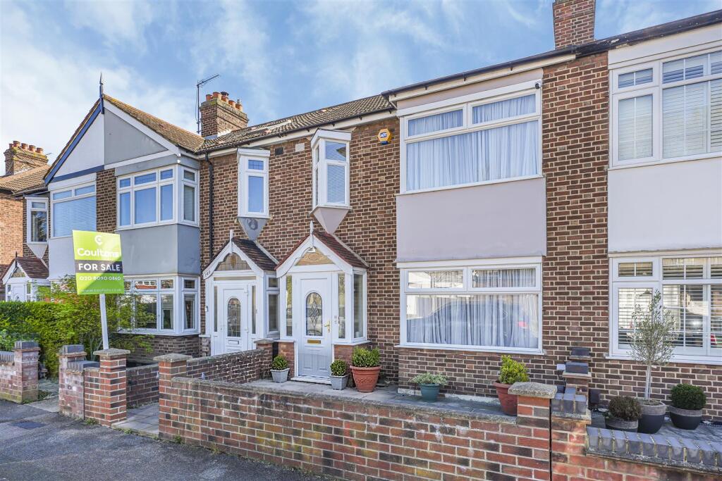Main image of property: Coolgardie Avenue, Highams Park, E4