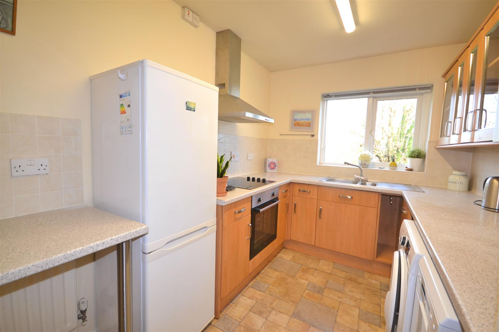 Apartment in Dorchester, Fordington, Dorset - View 3