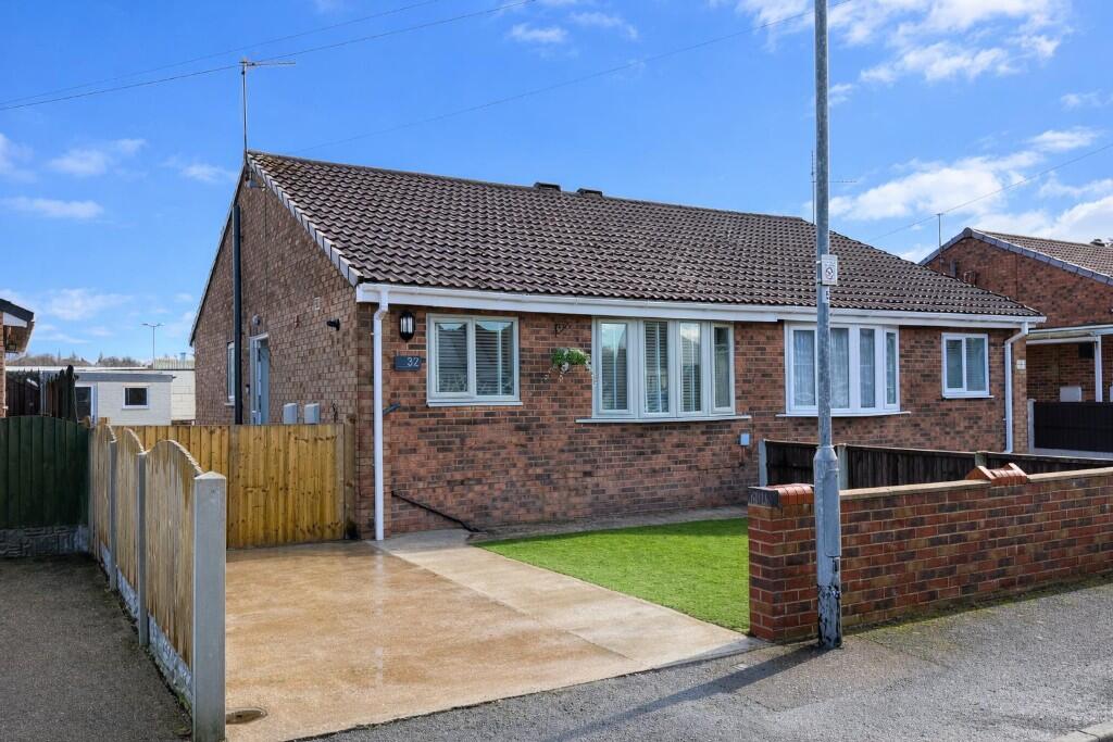 Main image of property: Redland Crescent, Kinsley, WF9