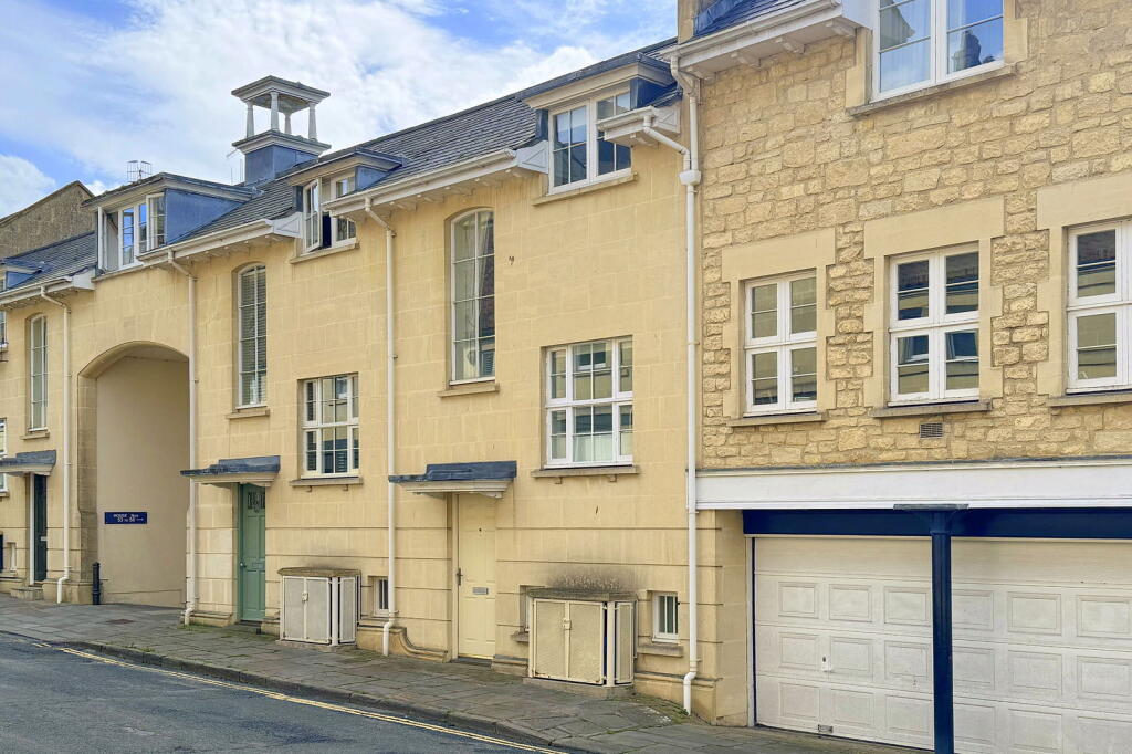 Circus Mews, Bath
