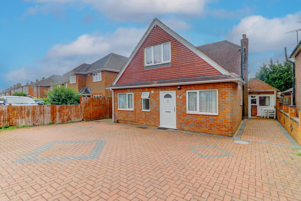 Main image of property: Cressex Road, High Wycombe, Buckinghamshire, HP12
