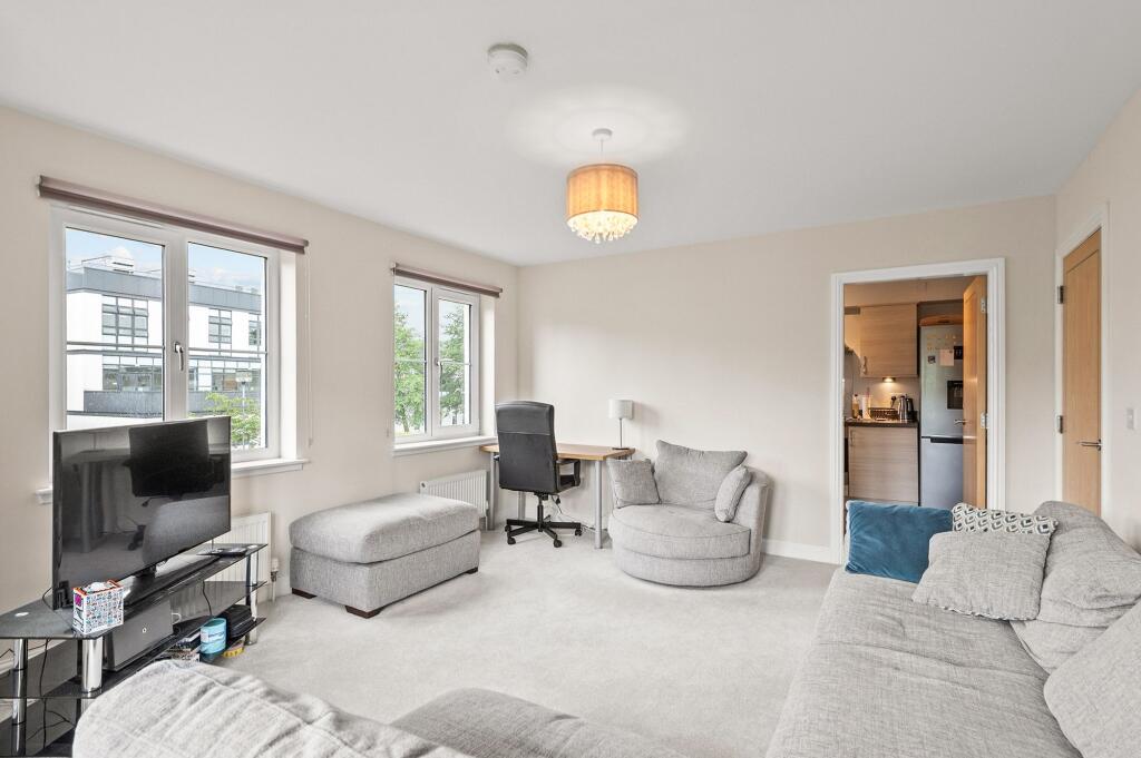Apartment in Stirling - View 3