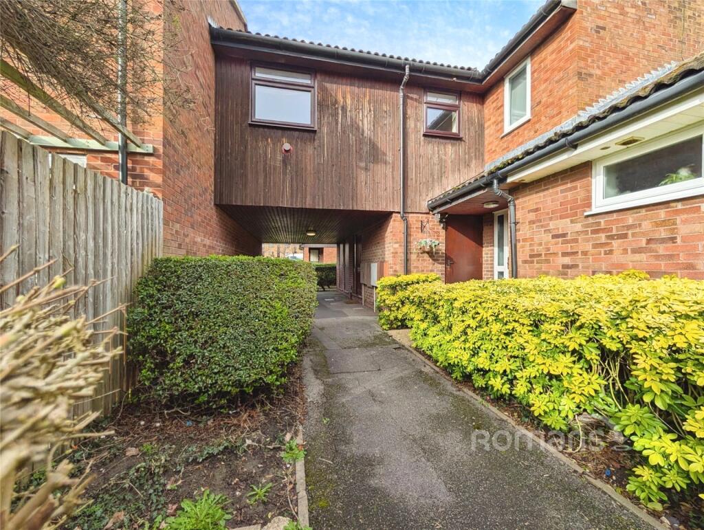 Main image of property: Fleetham Gardens, Lower Earley, Reading