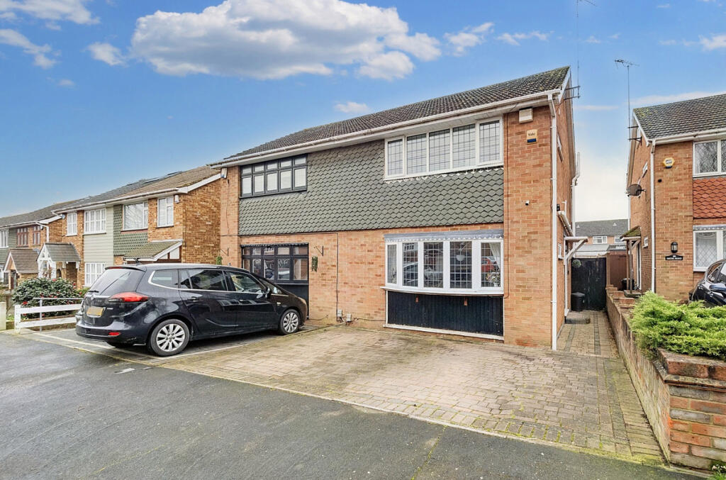 Main image of property: Oates Road, Collier Row, RM5