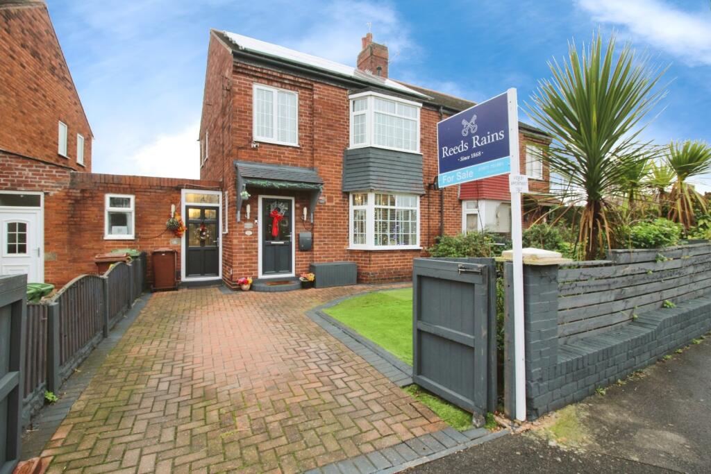 Main image of property: Rookhill Mount, Pontefract, West Yorkshire, WF8