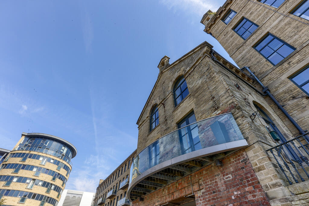 2-bed flat on Link Building, Victoria Mills, Salts Mill Road, Shipley, Bradford ~ SOME WORKS required ~, £150,000