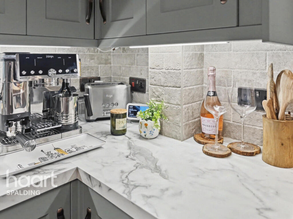 Main image of property: Youngs Row, Sutton Bridge