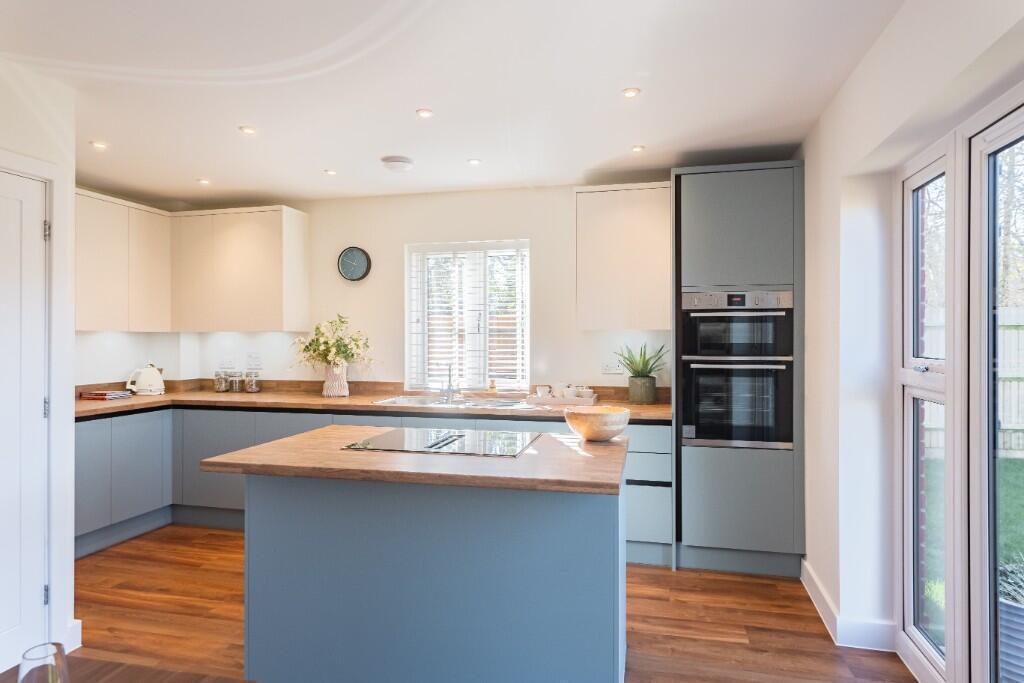House in Southampton - View 2