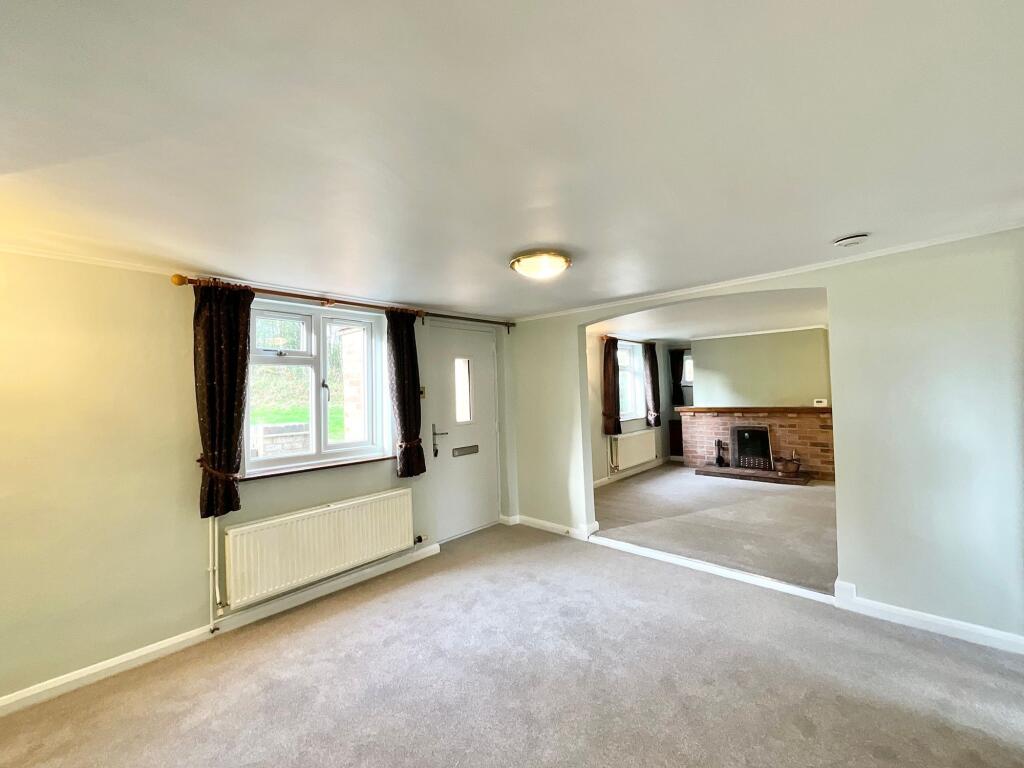 House in Stoke-on-Trent - View 3