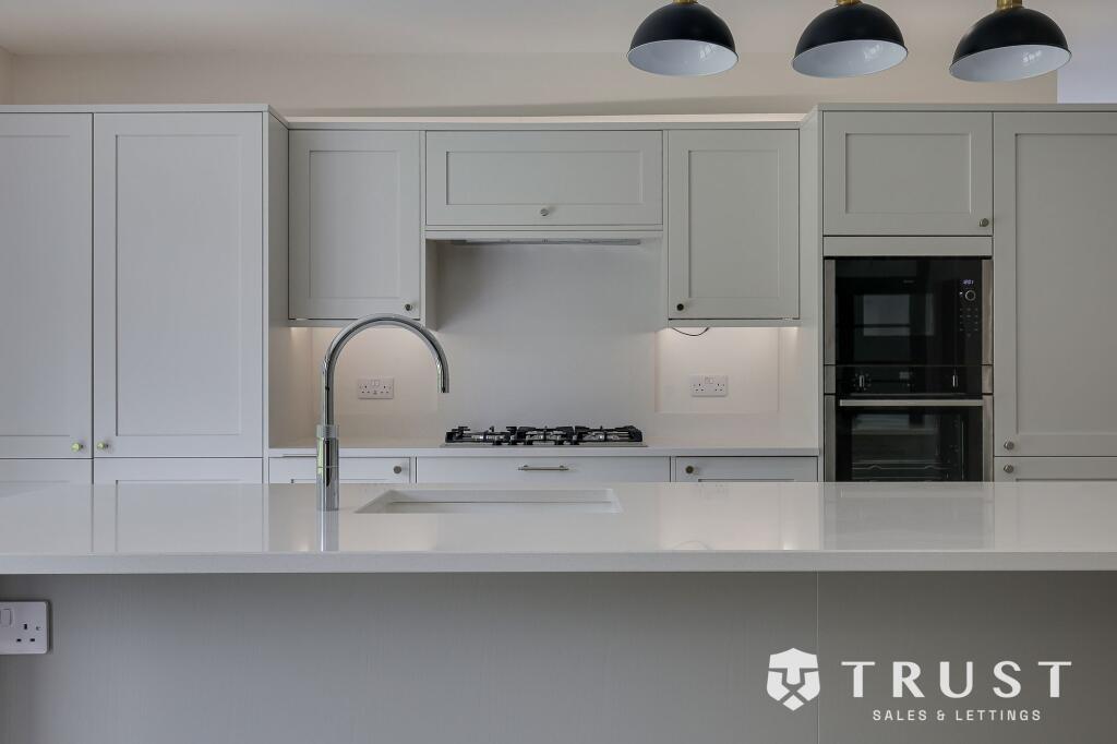 Additional image 8 of West Lane, Gomersal, BD19