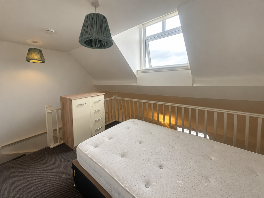 Apartment in Liverpool - View 4