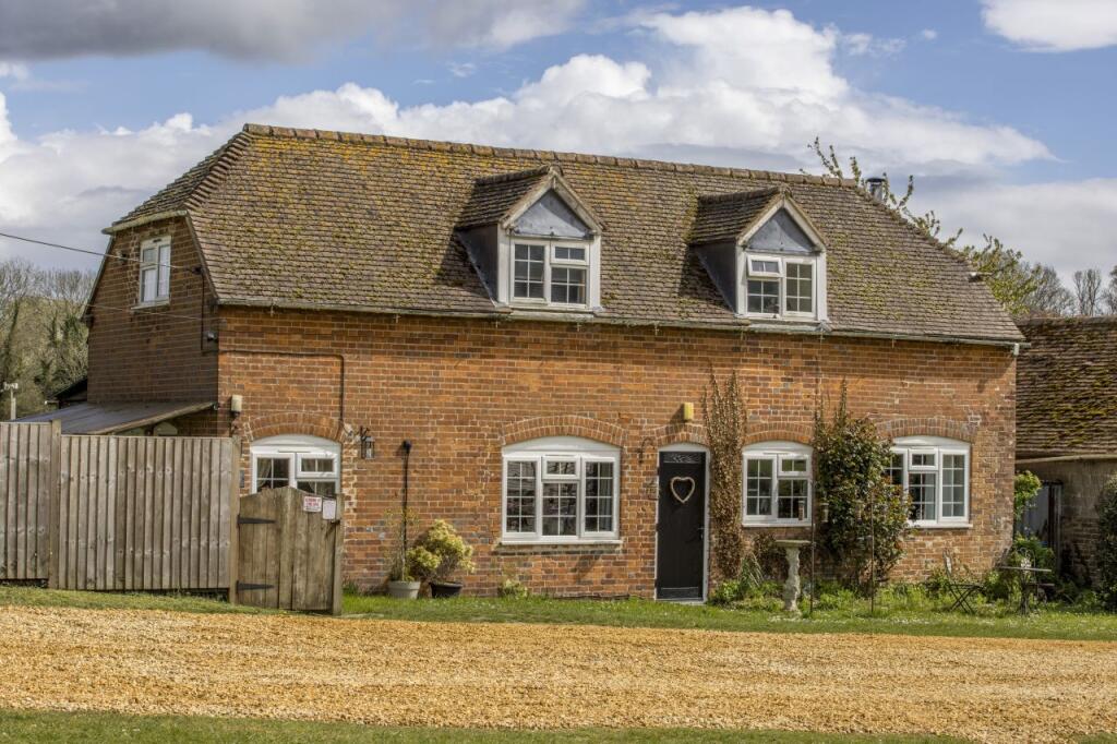 Kintbury Holt Cottage
