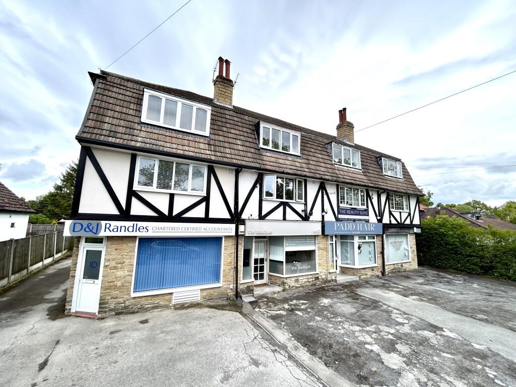 Main image of property: The Crescent, Leeds, LS16