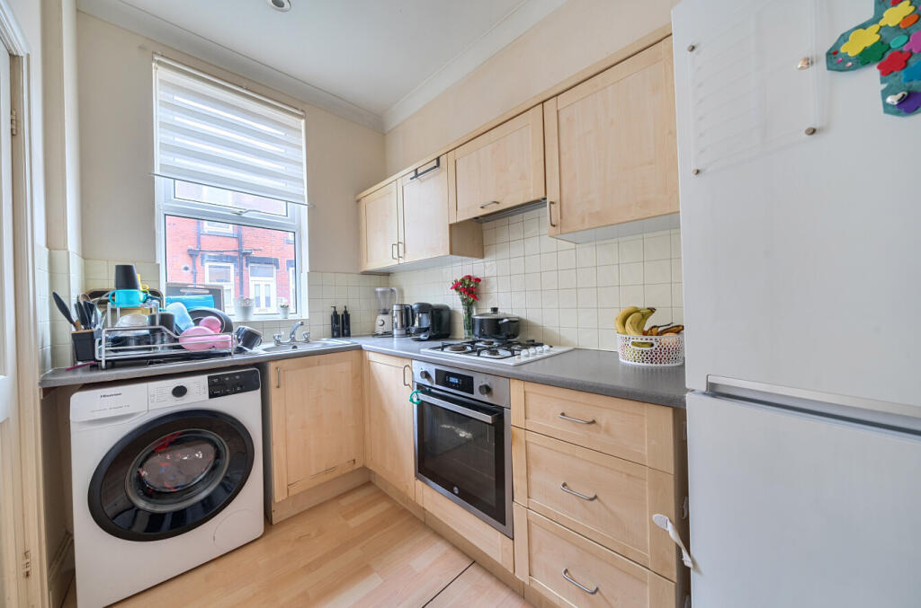 Barden Mount, Armley, Leeds, LS12 photo 3