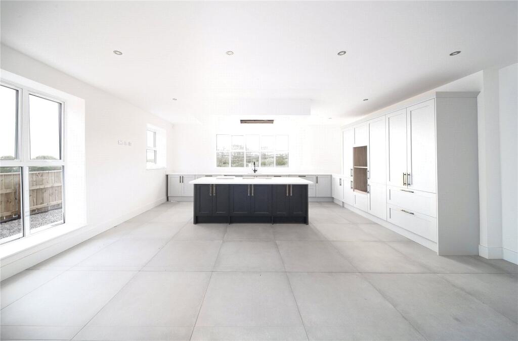 House in Durham - View 5