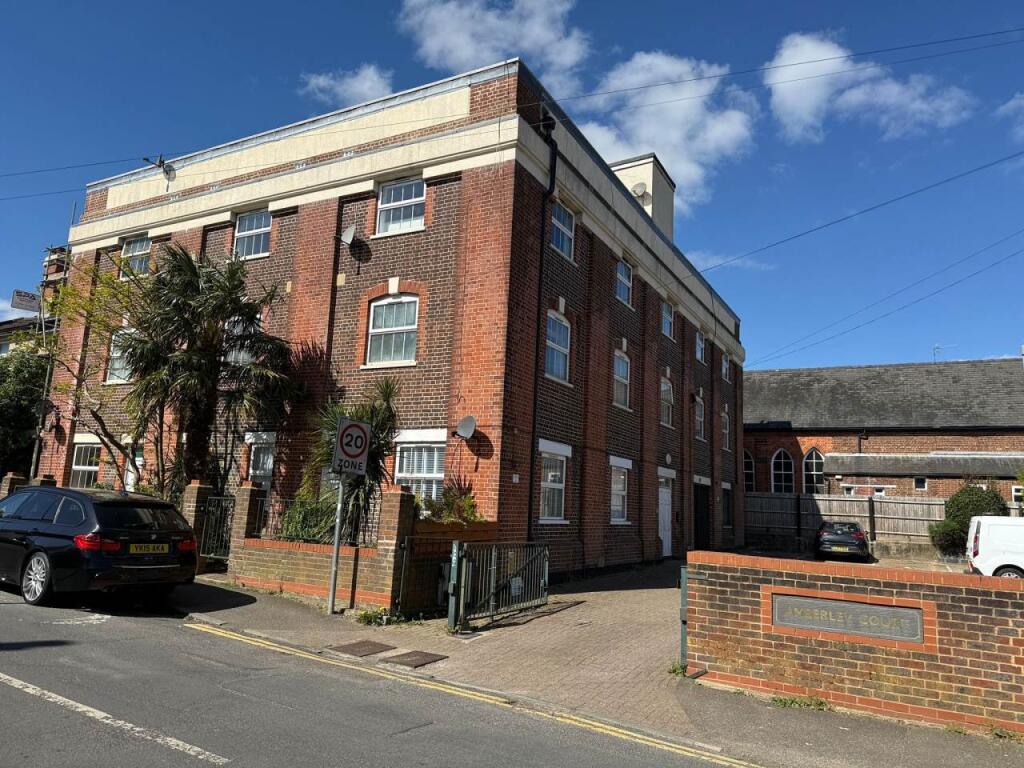 Main image of property: Amberley Court, Colebrook Road, Tunbridge Wells